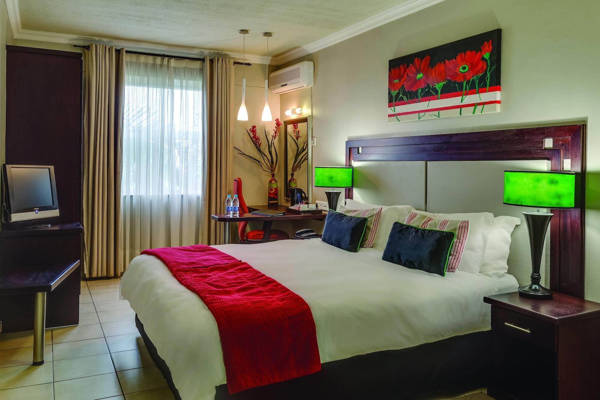 Bon Hotel เอมแพนจีนิ ภายนอก รูปภาพ